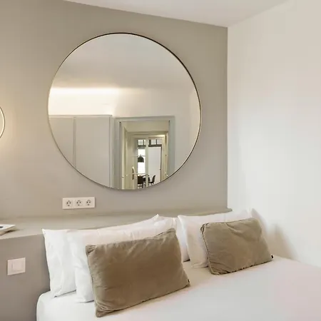 Ola Living Santa Anna Barcelona