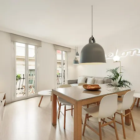 Ola Living Santa Anna Barcelona
