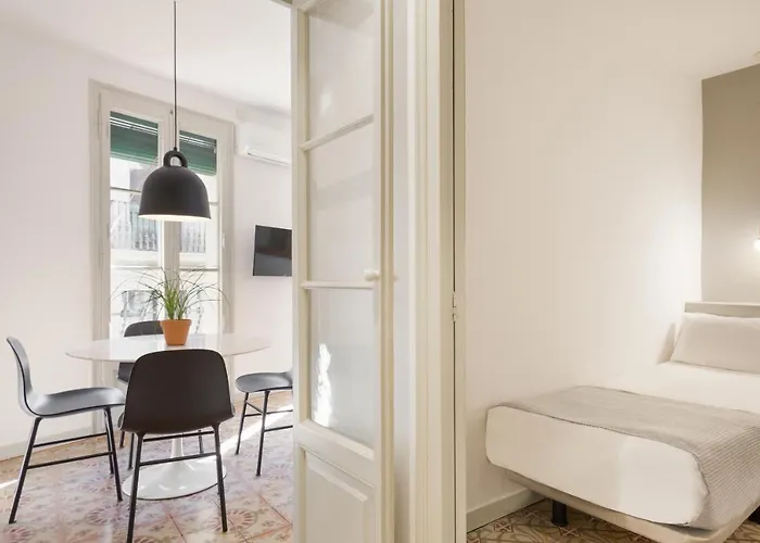 Ola Living Santa Anna Barcelona